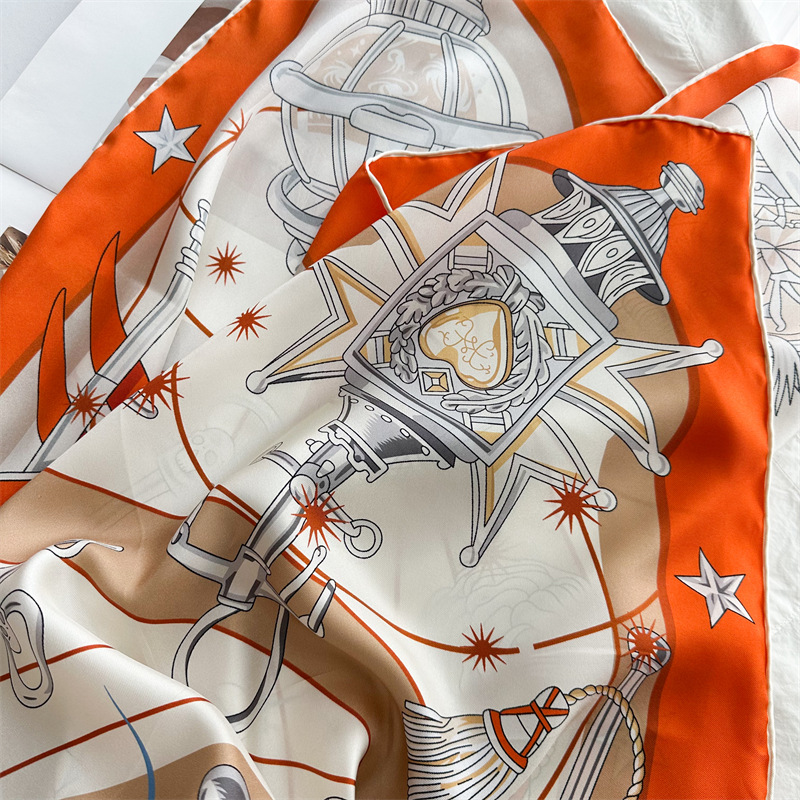 Luxury Brand Scarf Large Silk  - đánh giá và giá Luxury Bags Brand