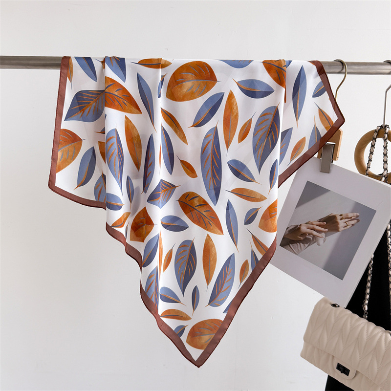 Luxury Brand Print 70cm Square - đánh giá và giá Luxury Bags Brand
