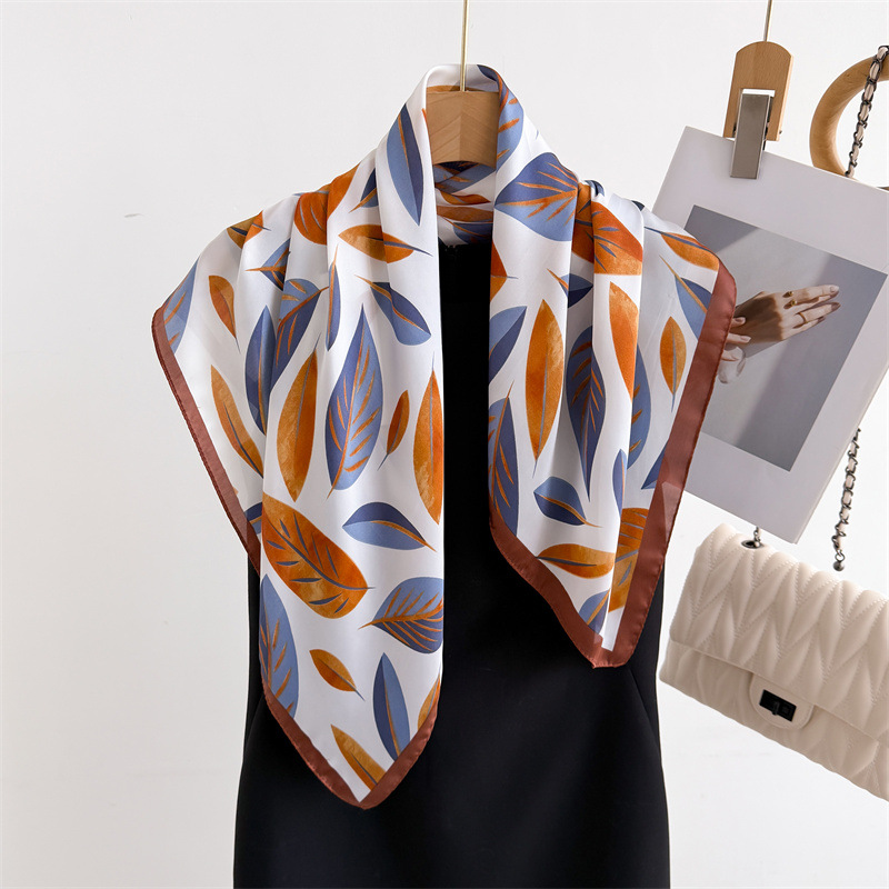 Luxury Brand Print 70cm Square - đánh giá và giá Luxury Bags Brand
