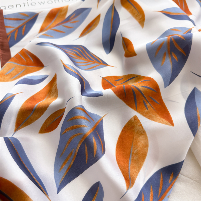 Luxury Brand Print 70cm Square - đánh giá và giá Luxury Bags Brand